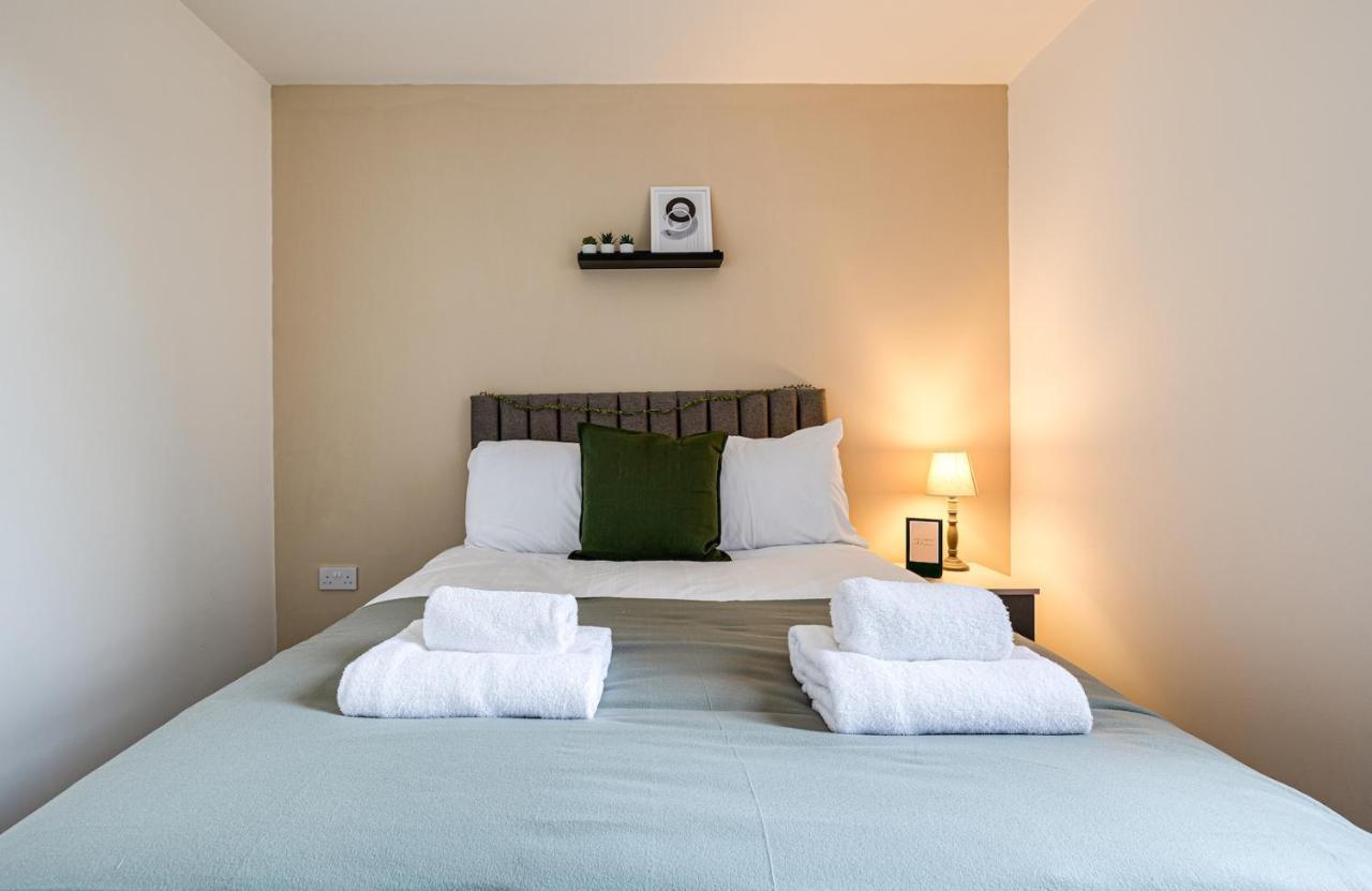 Top Floor Apartment With Private Balcony In Stockport Centre By Hass Haus Zewnętrze zdjęcie