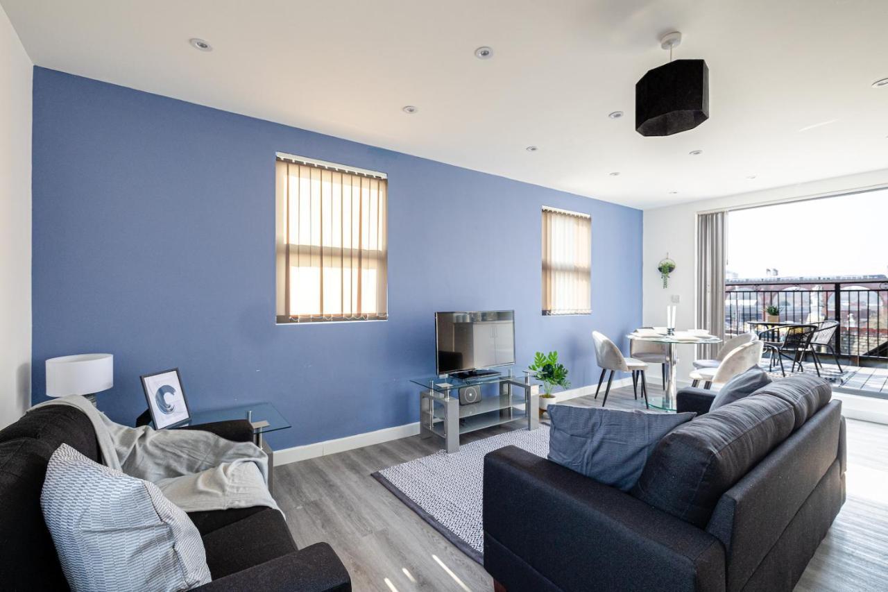Top Floor Apartment With Private Balcony In Stockport Centre By Hass Haus Zewnętrze zdjęcie