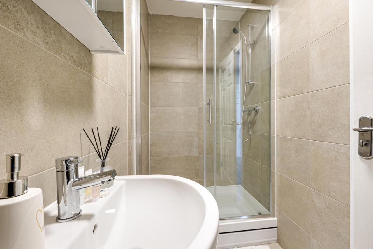 Top Floor Apartment With Private Balcony In Stockport Centre By Hass Haus Zewnętrze zdjęcie