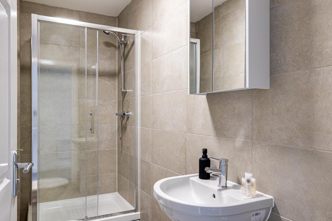 Top Floor Apartment With Private Balcony In Stockport Centre By Hass Haus Zewnętrze zdjęcie