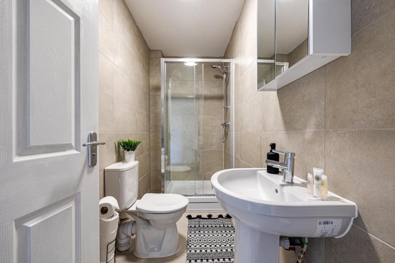 Top Floor Apartment With Private Balcony In Stockport Centre By Hass Haus Zewnętrze zdjęcie