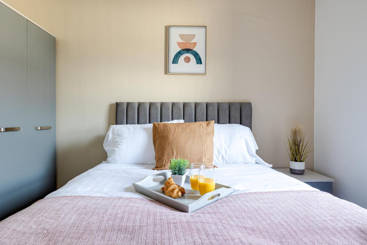 Top Floor Apartment With Private Balcony In Stockport Centre By Hass Haus Zewnętrze zdjęcie